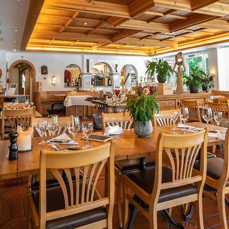 Studio Im Hotel Des Alpes ฟลิมส์ ภายนอก รูปภาพ